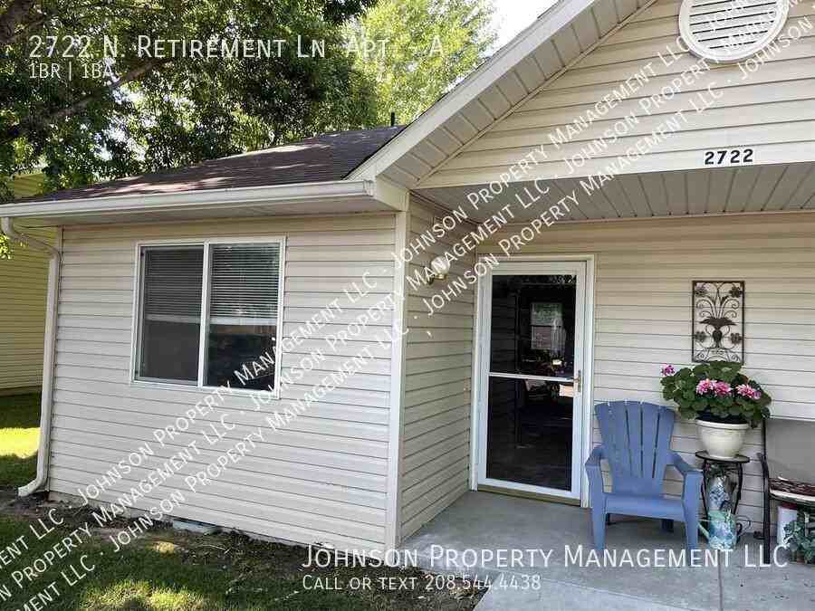 2722 N Retirement Ln #A - Photo 2 of 10