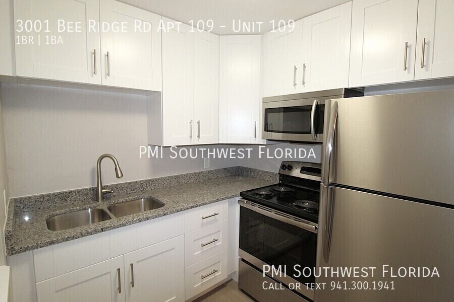 3001 Bee Ridge Rd Apt 109 #109 - Photo 2 of 19