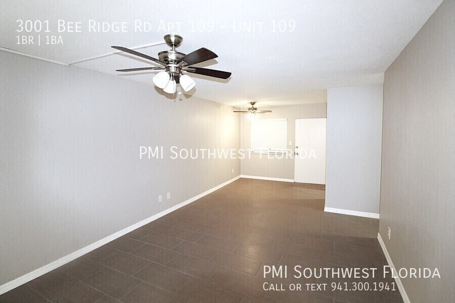 3001 Bee Ridge Rd Apt 109 #109 - Photo 3 of 19