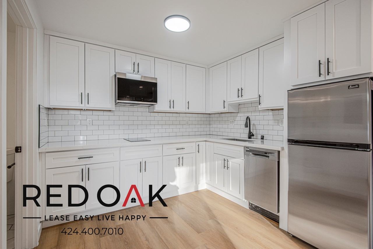 8555 Independence Ave #114U - Photo 2 of 14