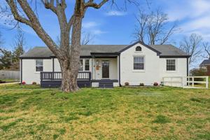 featured image of 42 Jones Cir