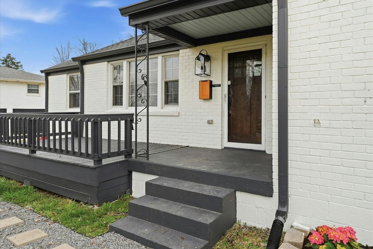 42 Jones Circle - Photo 4 of 31
