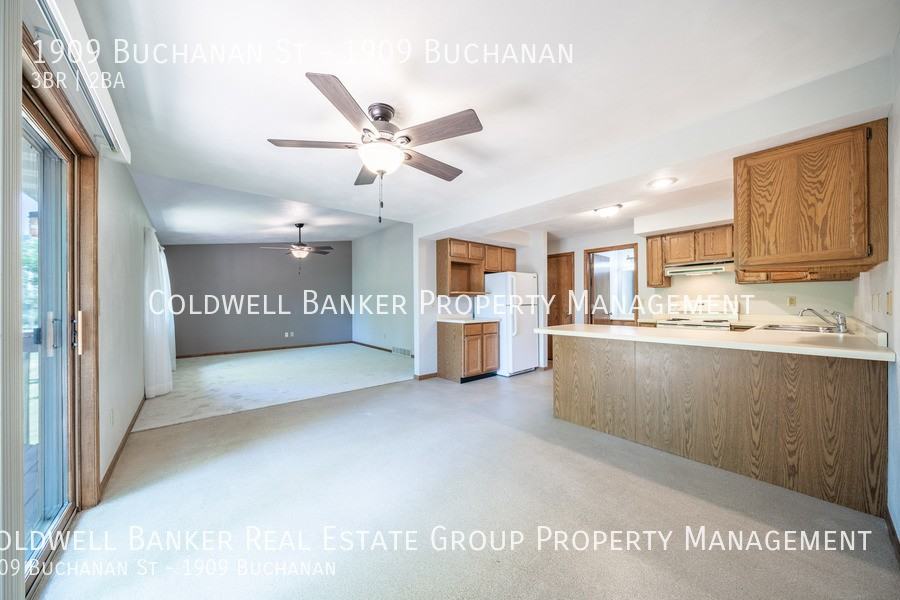 1909 Buchanan St - Photo 6 of 25
