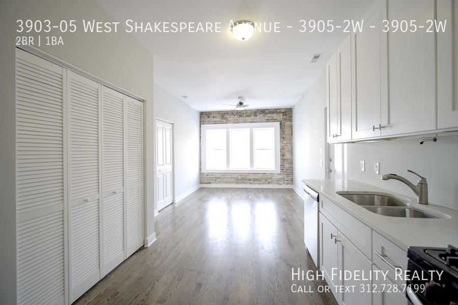3903 W Shakespeare Ave #3905-2W - Photo 3 of 9