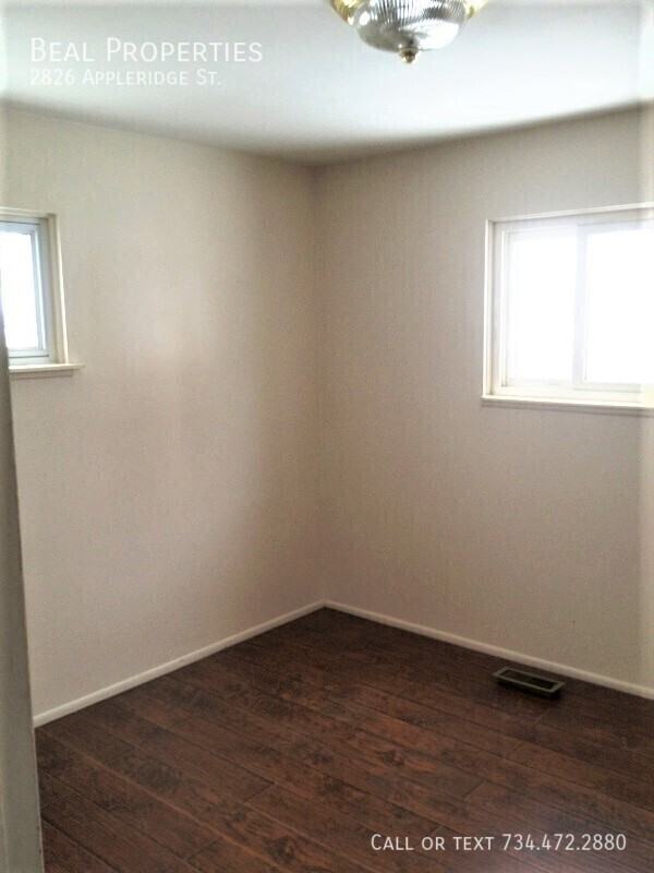 2826 Appleridge St - Photo 3 of 6
