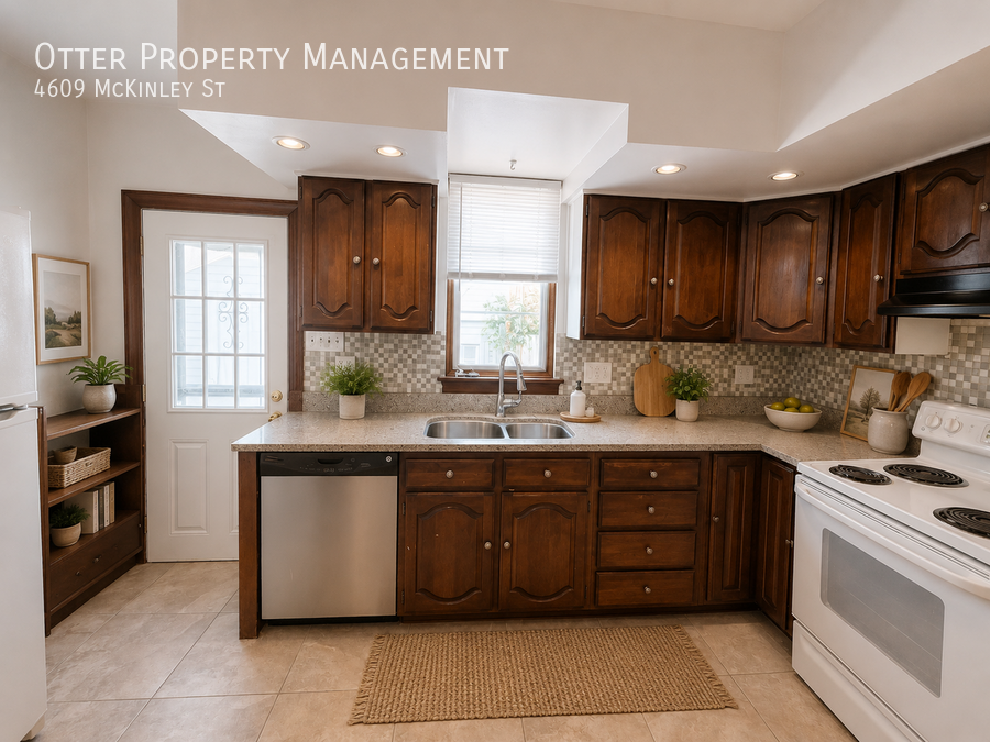 4609 Mckinley St - Photo 3 of 50
