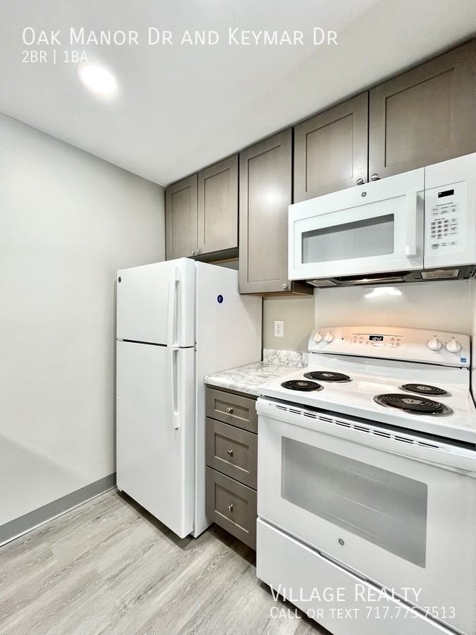 Oak Manor & Keymar Dr - Photo 2 of 31