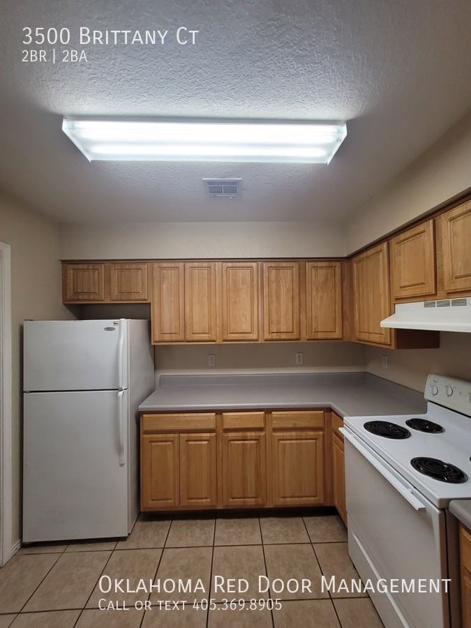 3500 Brittany Ct - Photo 2 of 18