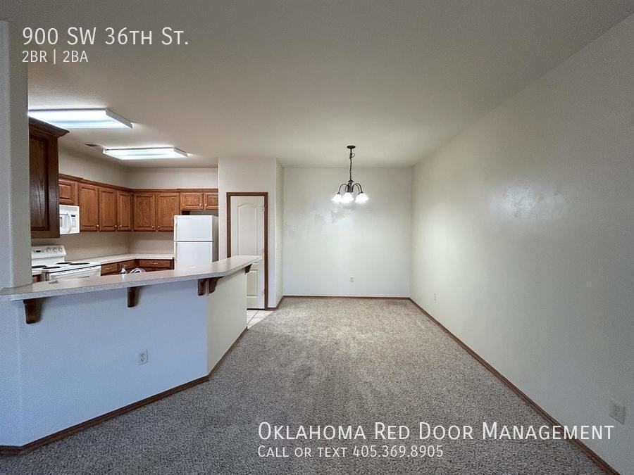 900 Sw 36th St - Photo 5 of 21