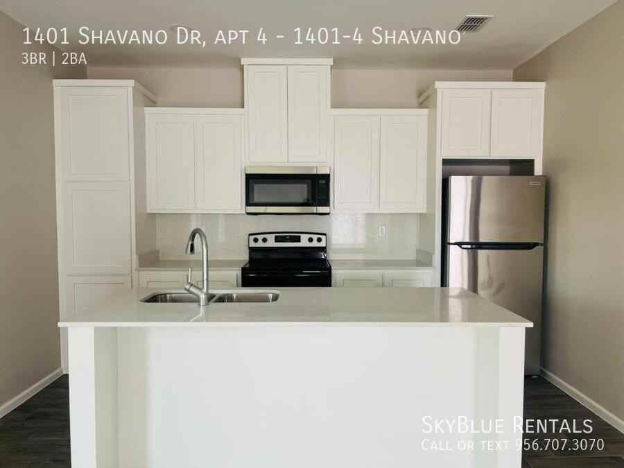 1401 Shavano Dr - Photo 4 of 13