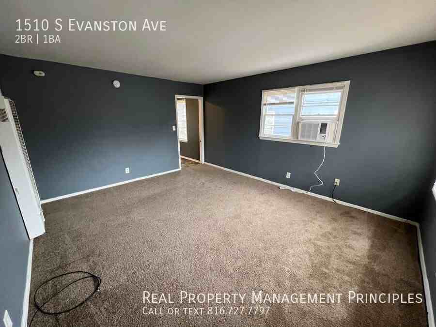 1510 S Evanston Ave - Photo 2 of 9
