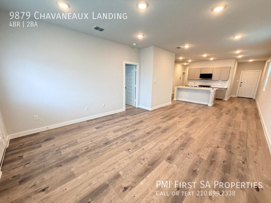 9879 Chavaneaux Lndg - Photo 2 of 15