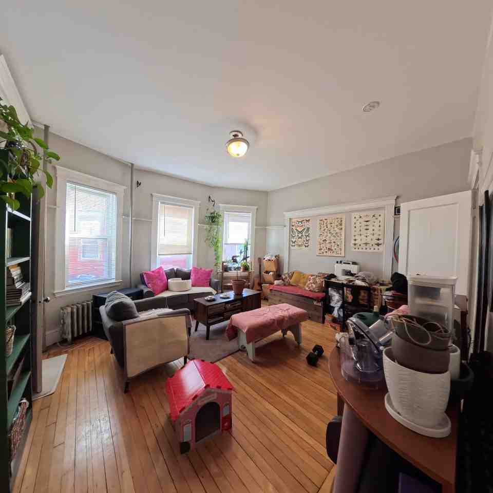 19 Arden StreetUnit 1 #1 - Photo 4 of 12