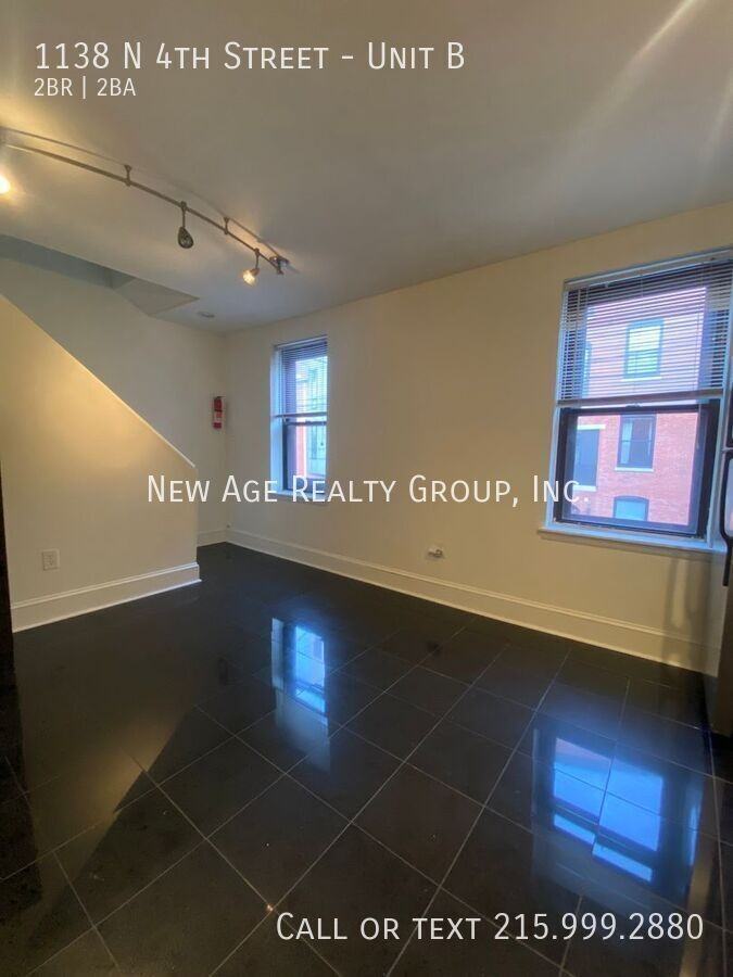 1138 N 4th St #B - Photo 5 of 13