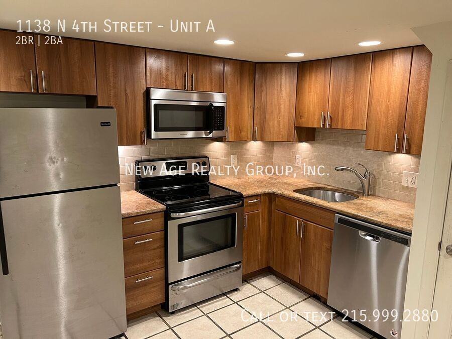 1138 N 4th St #A - Photo 2 of 11