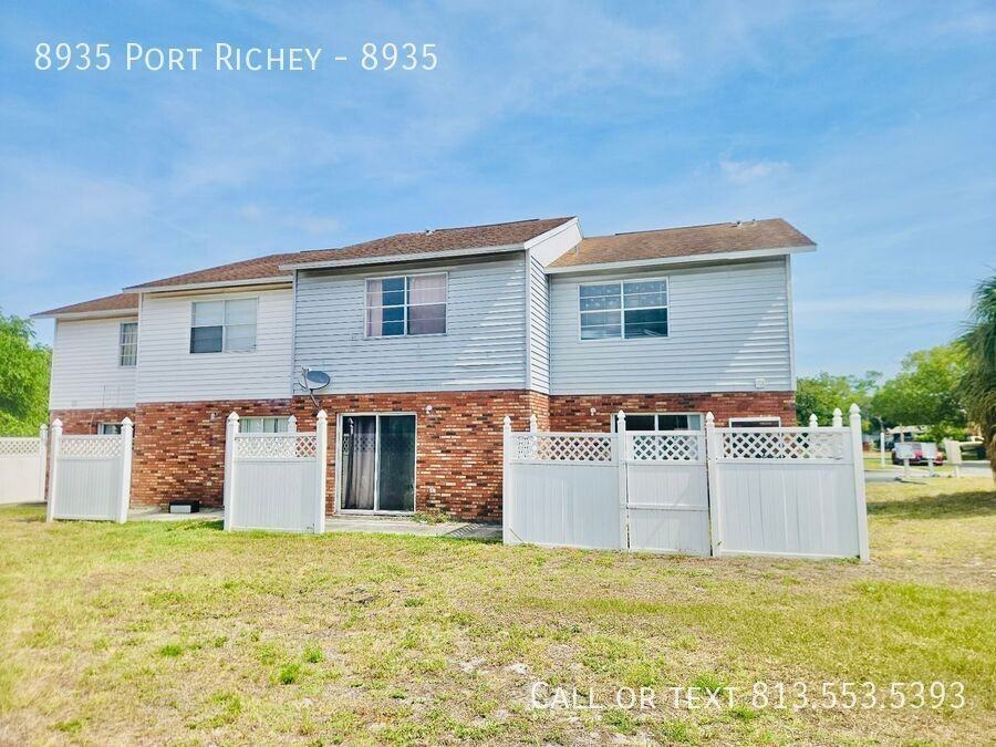 8935 Park Richey Blvd #8935 - Photo 2 of 32