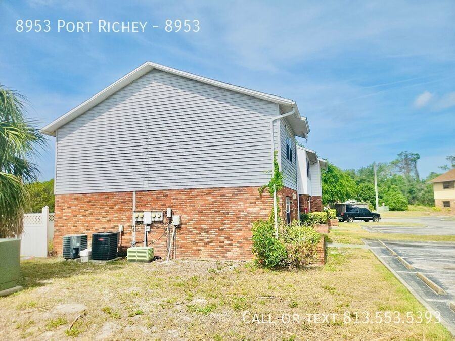 8953 Park Richey Blvd #8953 - Photo 5 of 32