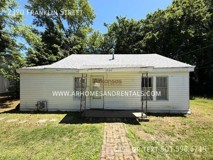 2320 Franklin St - Photo 1 of 1