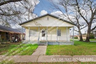 2720 21st St - Photo 1 of 1