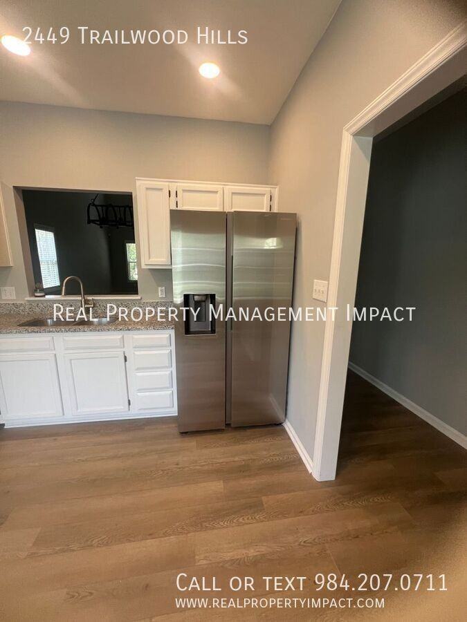 2449 Trailwood Hills Dr - Photo 6 of 48
