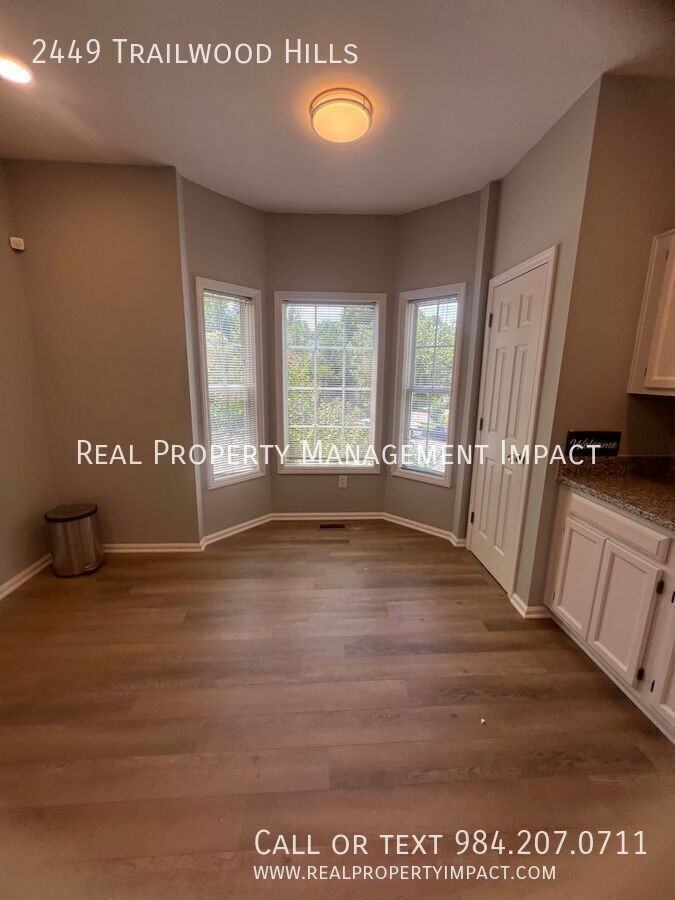 2449 Trailwood Hills Dr - Photo 7 of 48