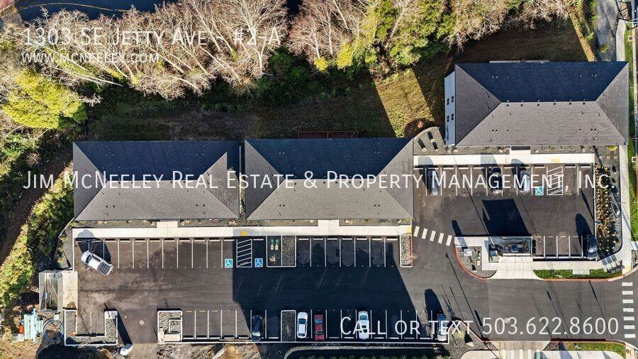 1303 Se Jetty Ave #2A - Photo 4 of 16