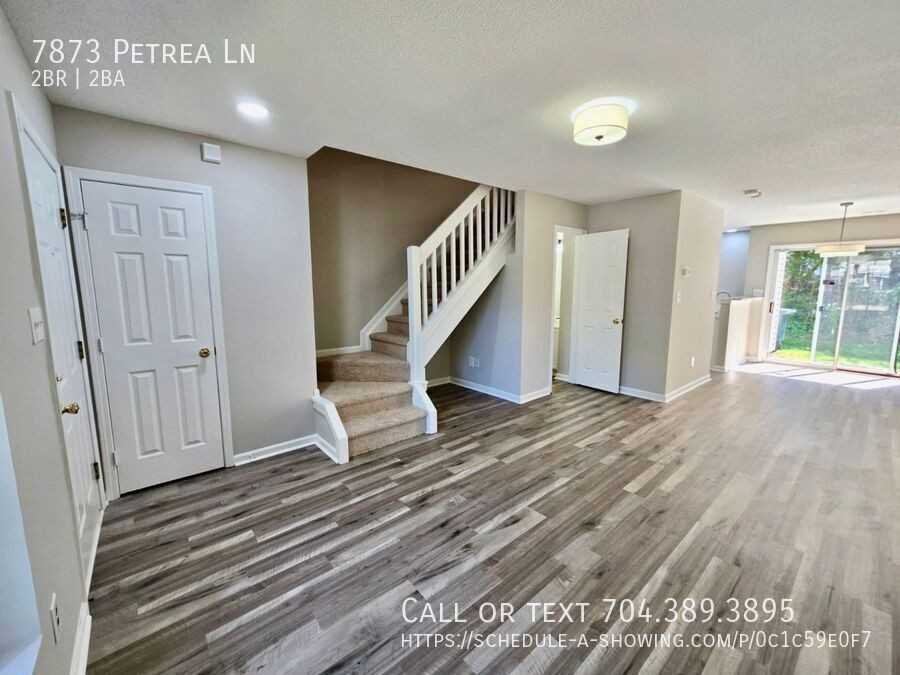 7873 Petrea Ln - Photo 6 of 27