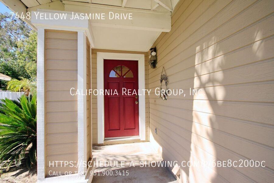7448 Yellow Jasmine Dr - Photo 4 of 32
