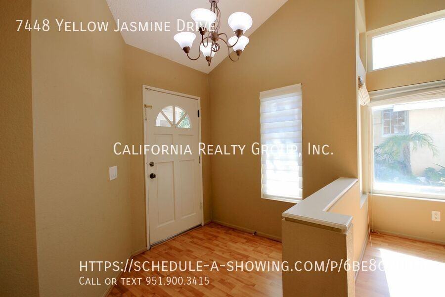 7448 Yellow Jasmine Dr - Photo 5 of 32