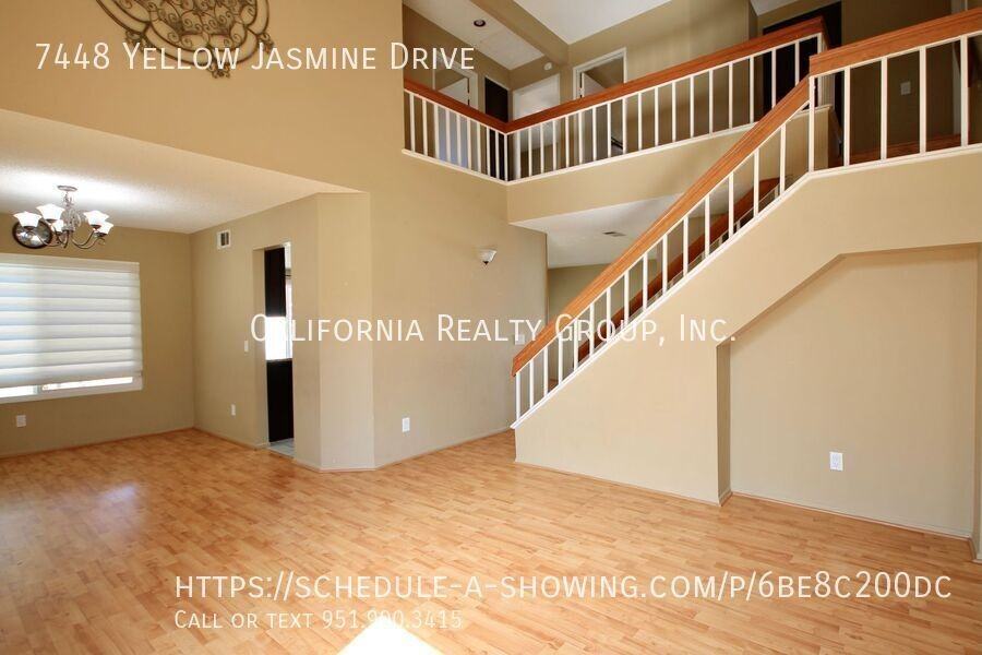 7448 Yellow Jasmine Dr - Photo 6 of 32