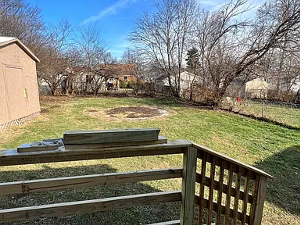811 Shelby Ave - Photo 2 of 12