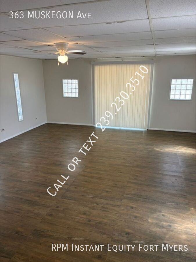 363 Muskegon Ave - Photo 2 of 11