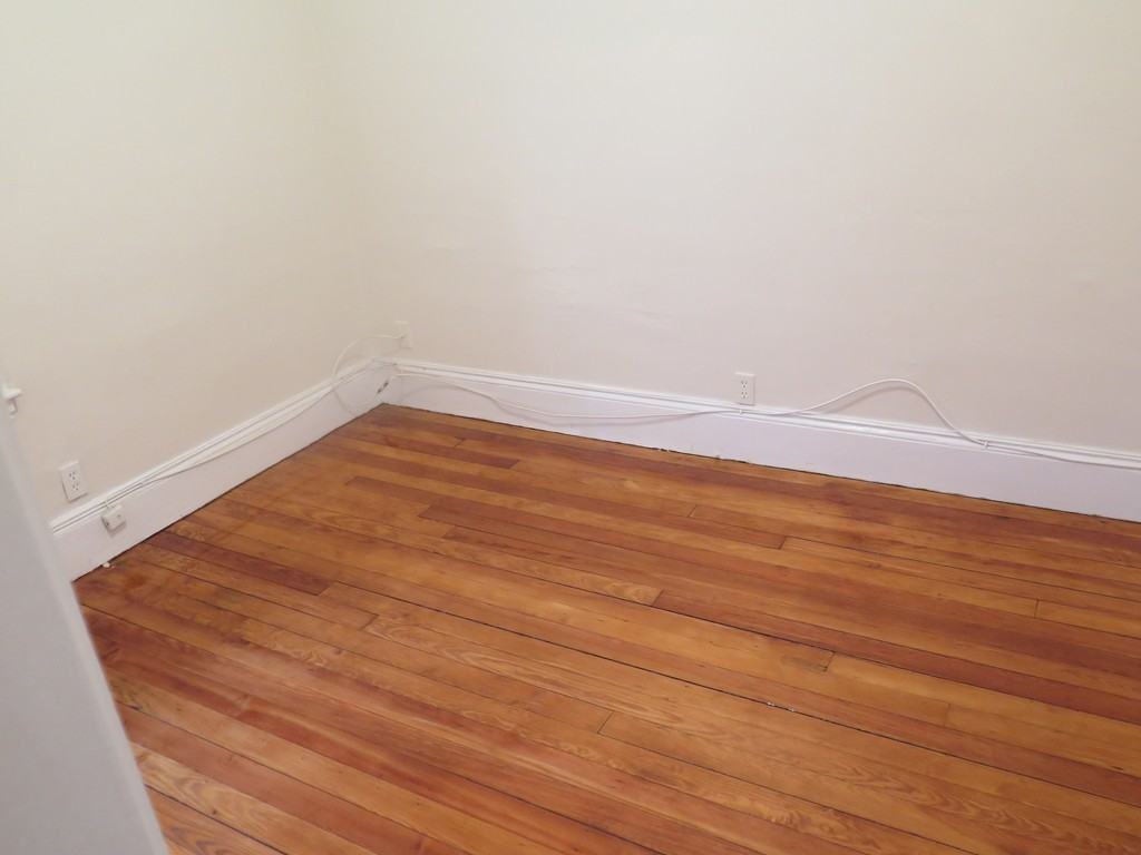 3 Carson St #3 - Photo 4 of 12