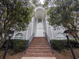 featured image of 132 Rivertree Ln #1