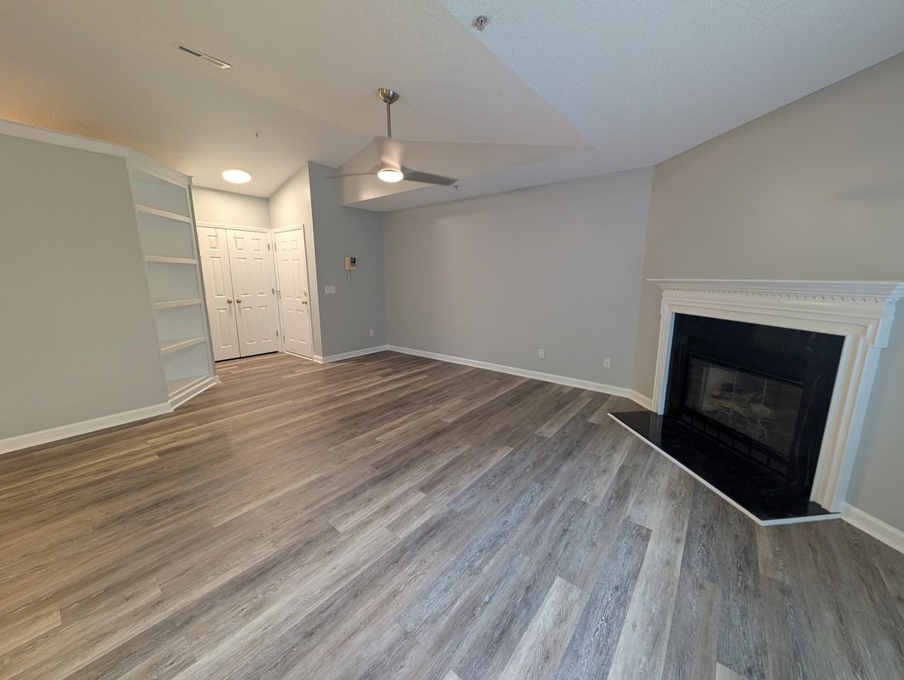 132 Rivertree Ln #1 - Photo 7 of 23