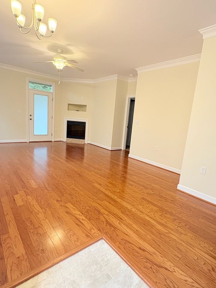 62 Windgate Cir #1 - Photo 4 of 23