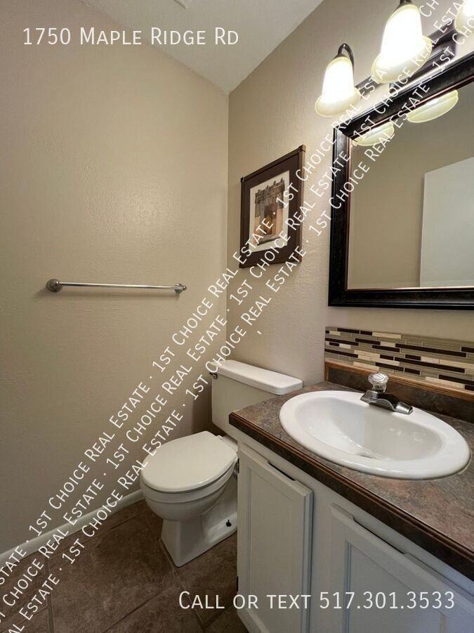 1750 Maple Rdg - Photo 6 of 14