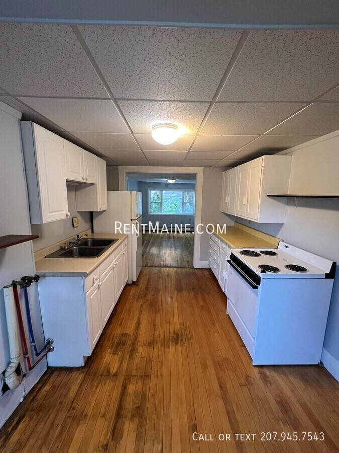468 Union St #5 - Photo 2 of 10
