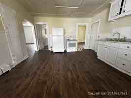 featured image of 8 Bellevue St #2