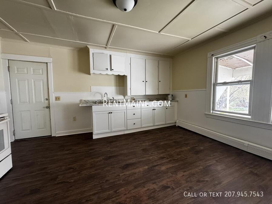 8 Bellevue St #2 - Photo 2 of 9