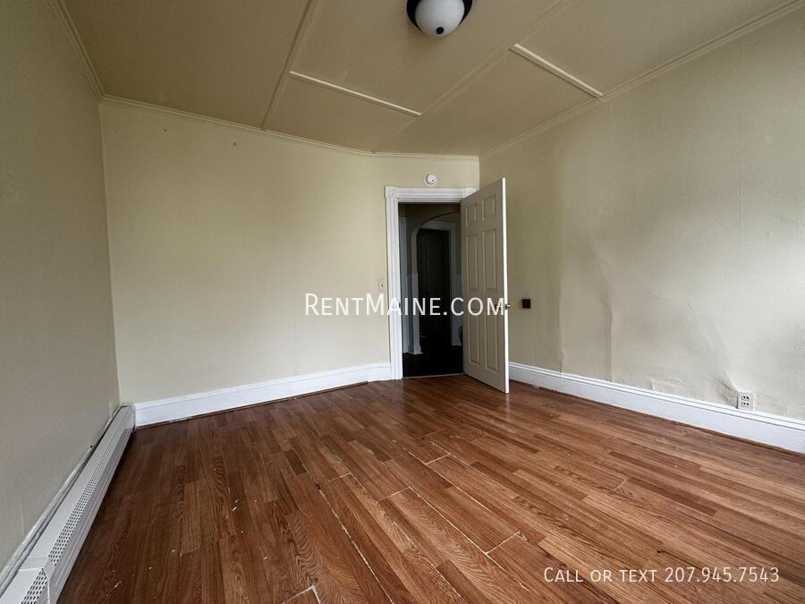8 Bellevue St #2 - Photo 6 of 9