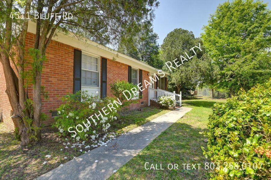 4511 Bluff Rd - Photo 2 of 33