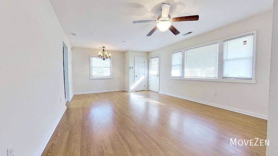 412 S Kerr Ave - Photo 6 of 17