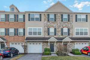 featured image of 425 Eisenhower Dr