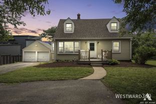 923 W Plainfield Rd - Photo 1 of 1