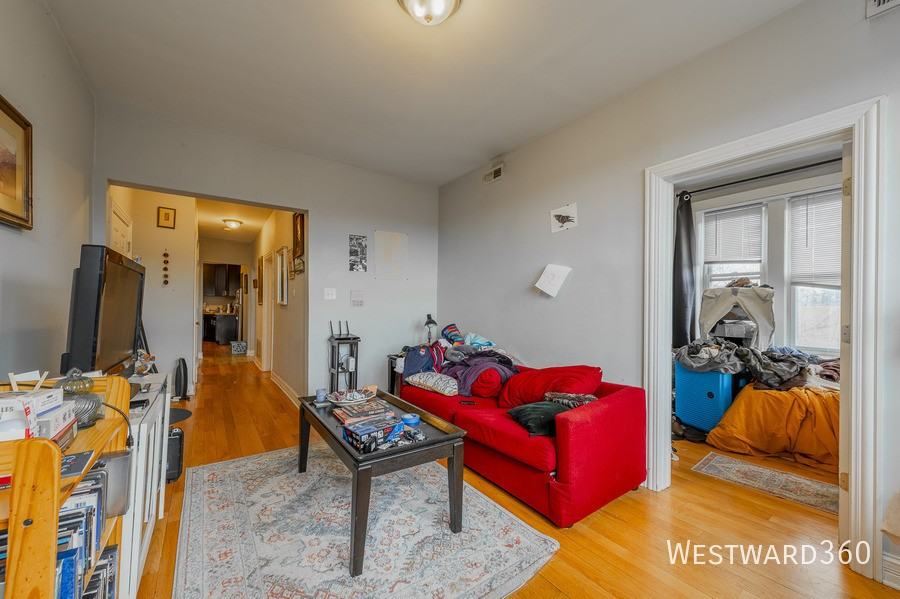 3025 W Diversey Ave #3 - Photo 5 of 14