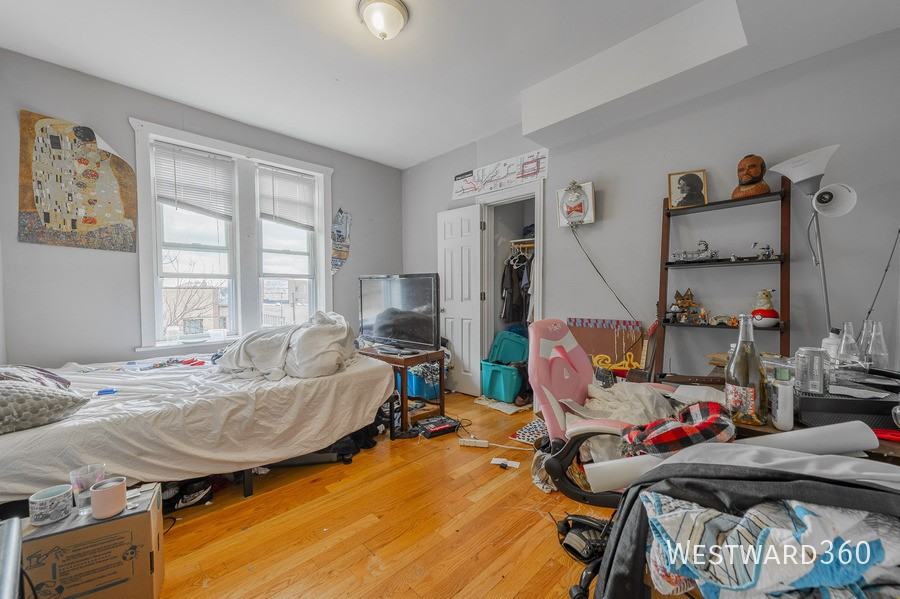 3025 W Diversey Ave #3 - Photo 7 of 14