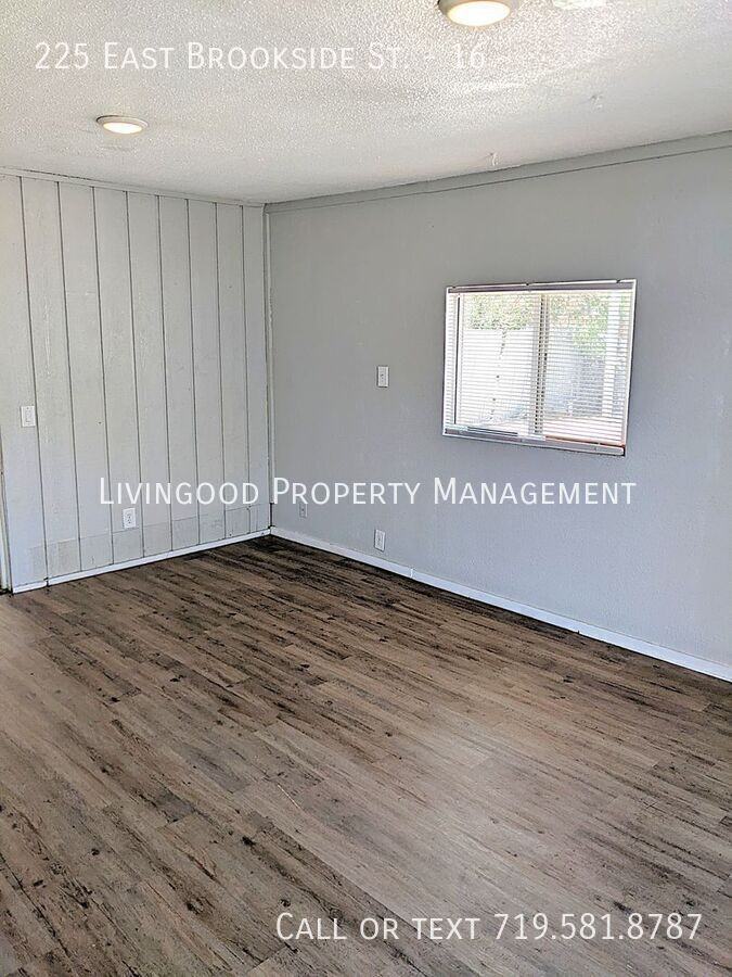 225 E Brookside St #16 - Photo 4 of 18