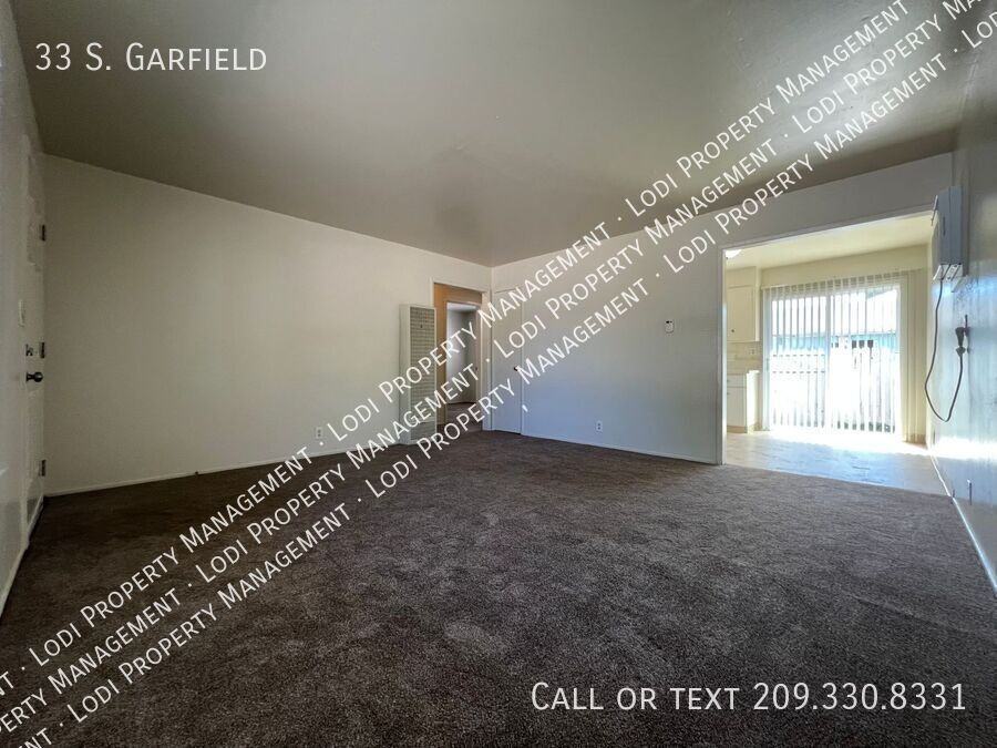 33 S Garfield St - Photo 3 of 16
