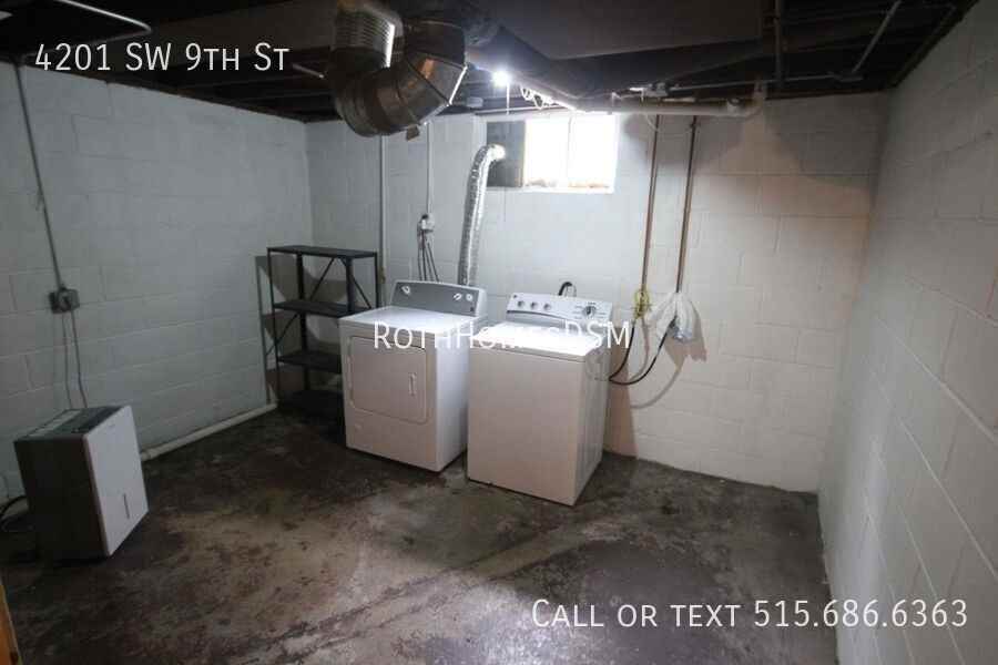 4201 Sw 9th St - Photo 4 of 18